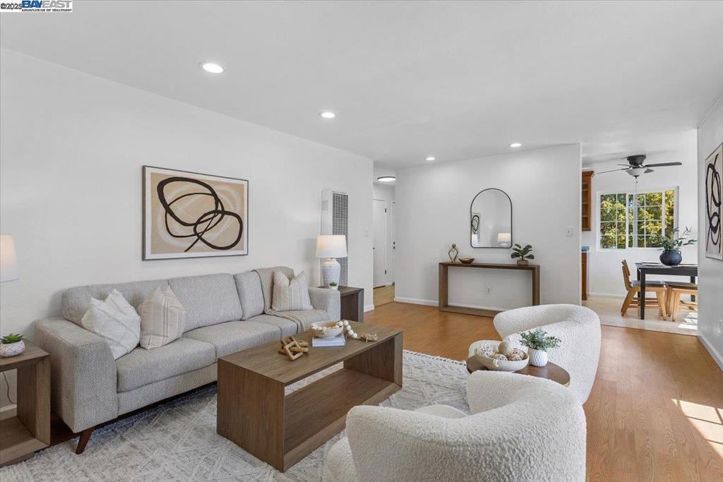 Photo of Listing #41096629