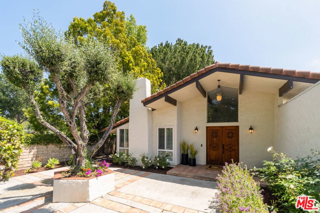 Photo of Listing #25534943