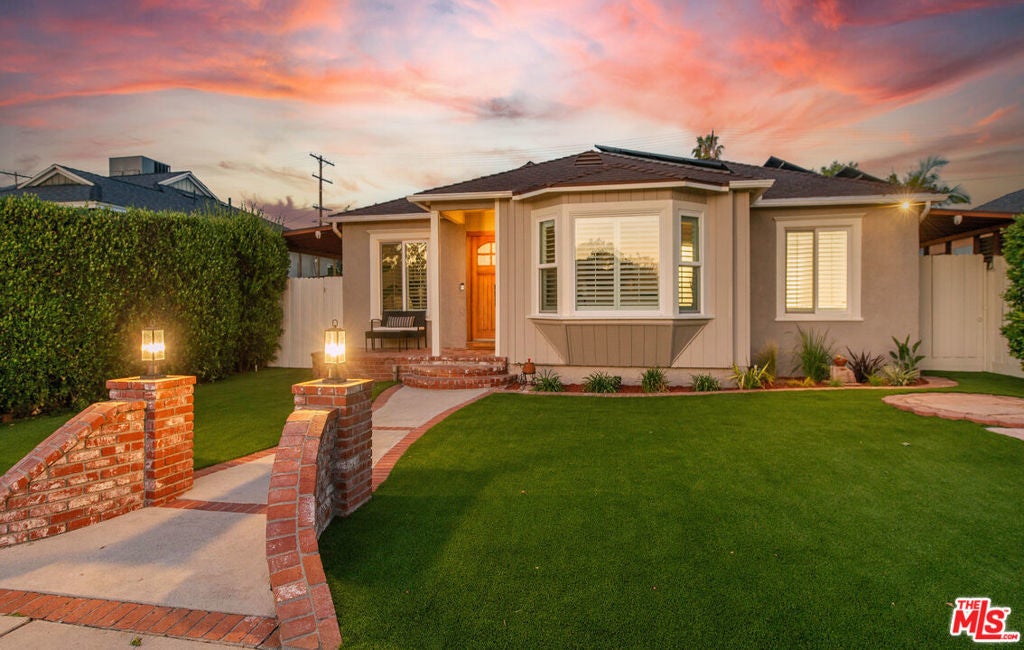 Photo of Listing #25536043