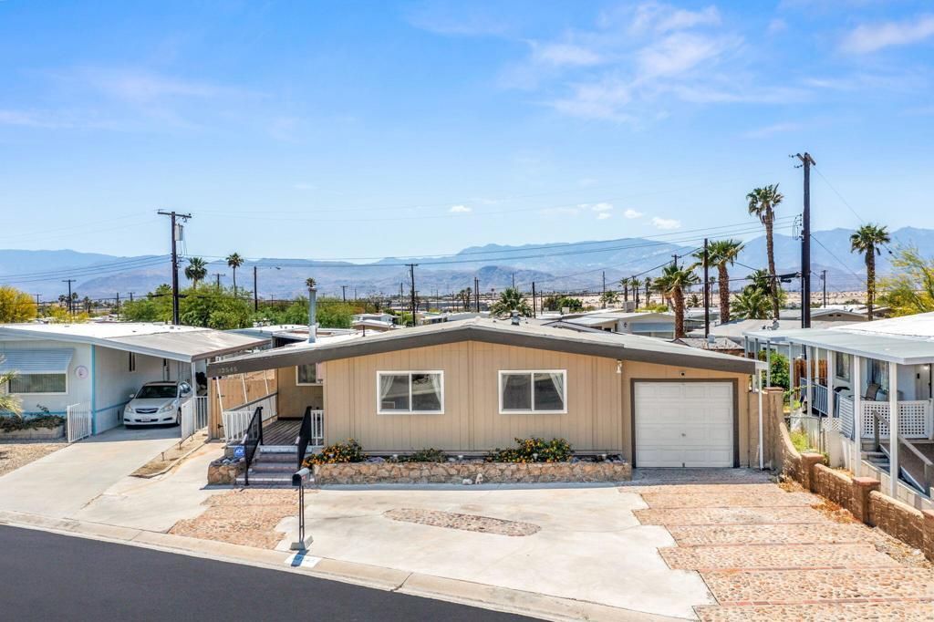 32545 Saint Andrews Drive, Thousand Palms