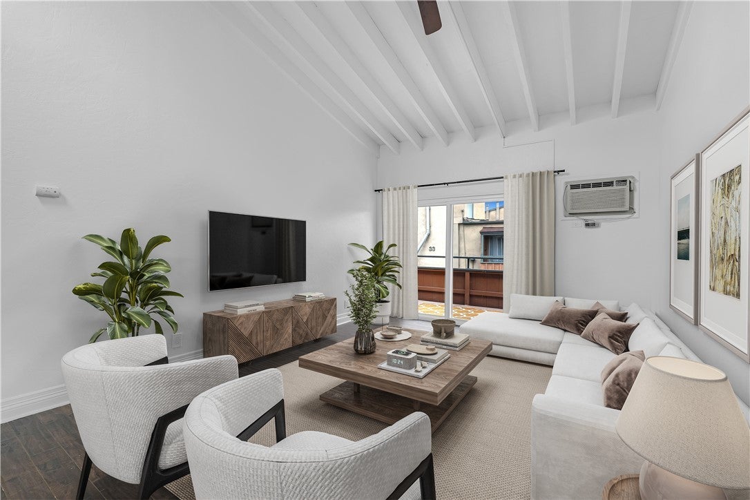 Photo of Listing #PW25101669