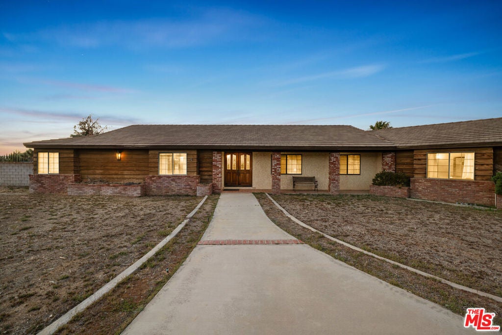 Photo of Listing #25536159