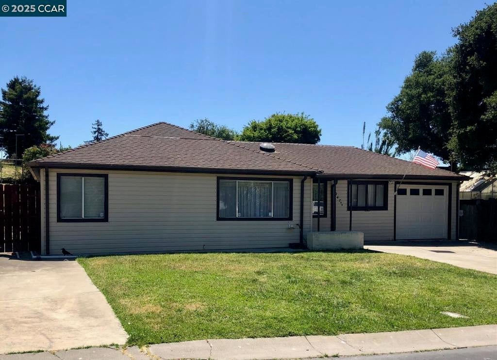 Photo of Listing #41096676