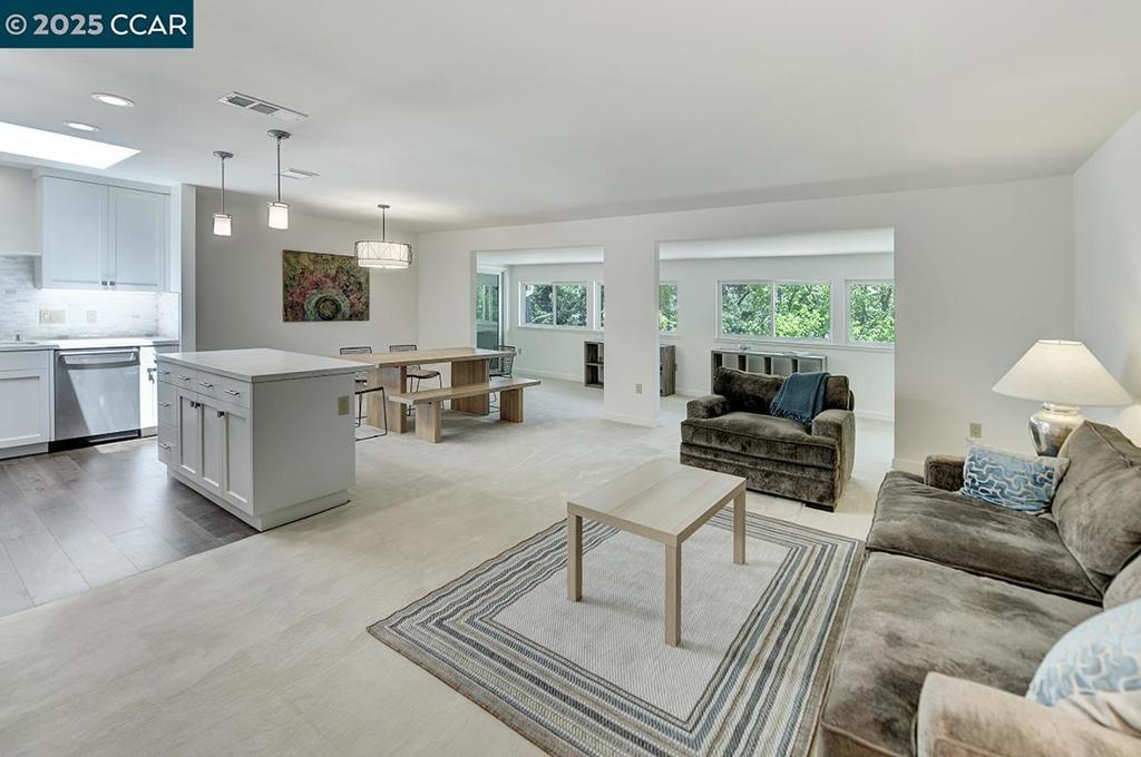 Photo of Listing #41096680