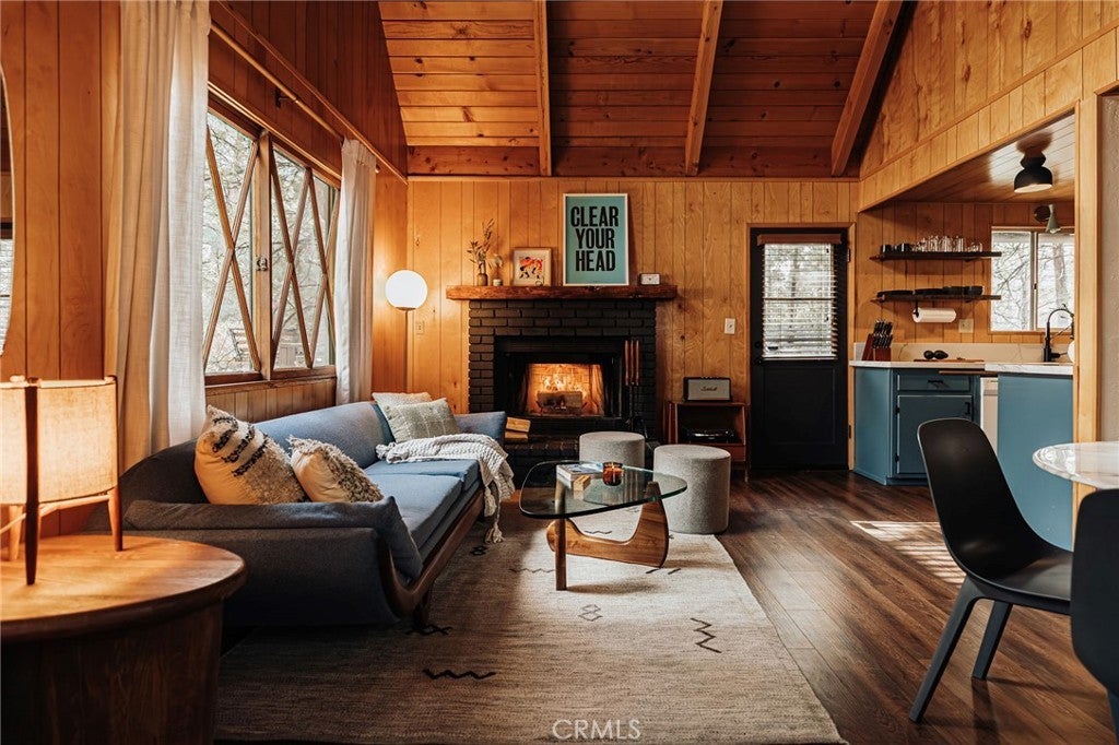 Photo of Listing #IG25101841