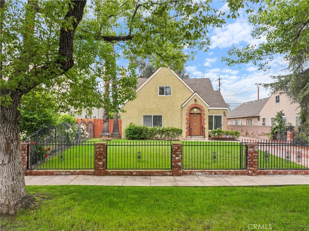 Photo of Listing #PW25102984