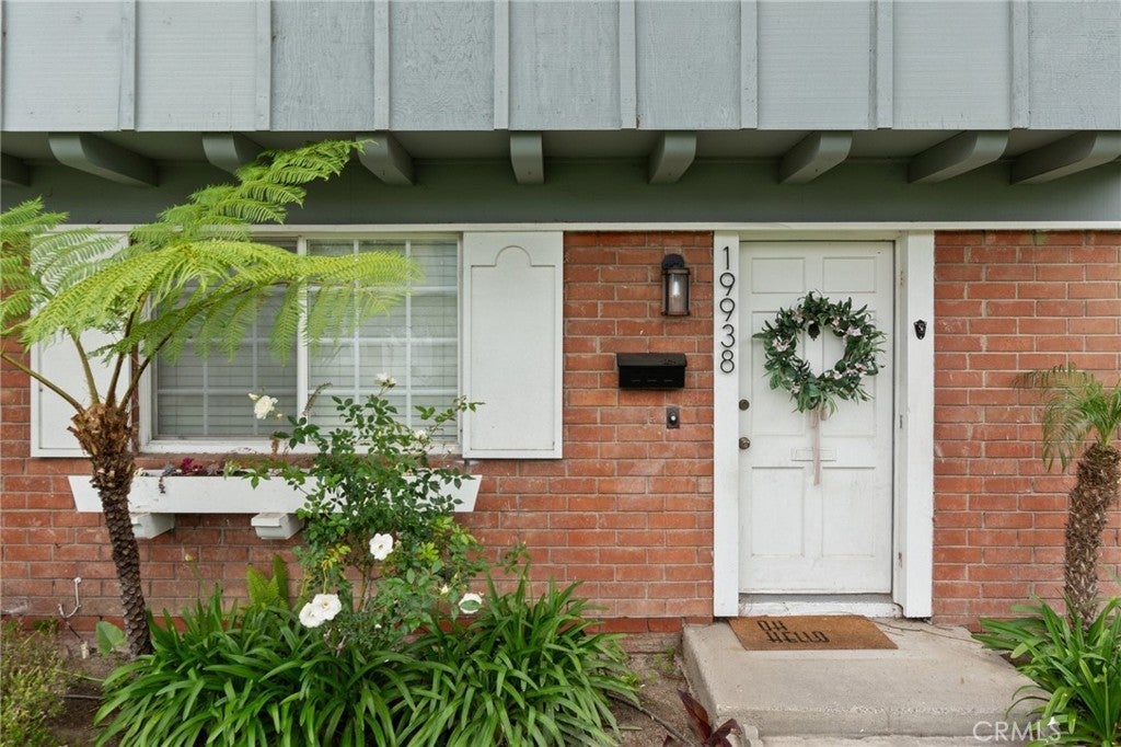 Photo of Listing #OC25103022