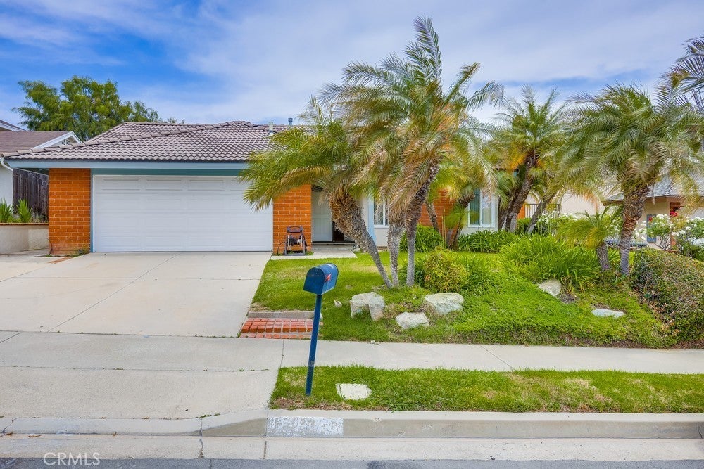 Photo of Listing #OC25073892