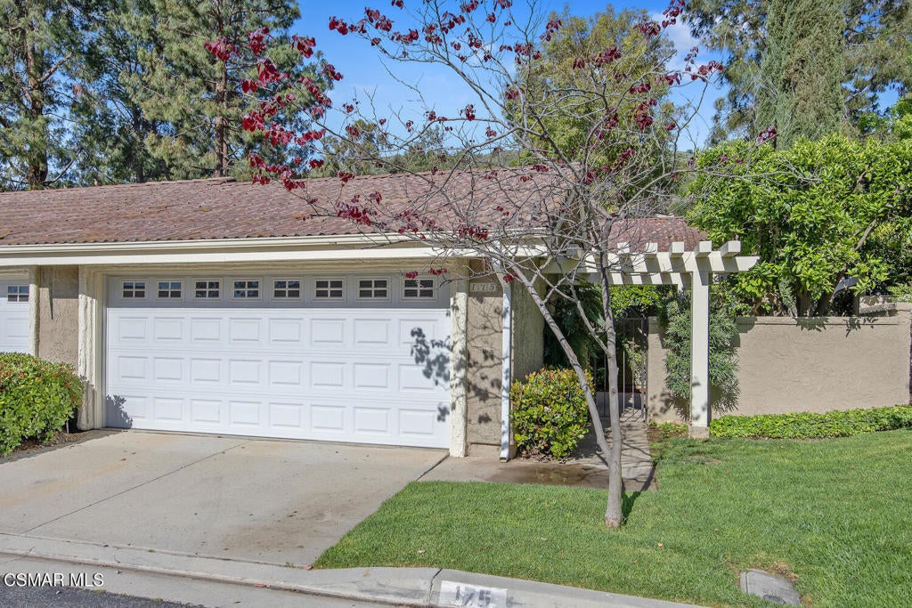 Photo of Listing #225002294