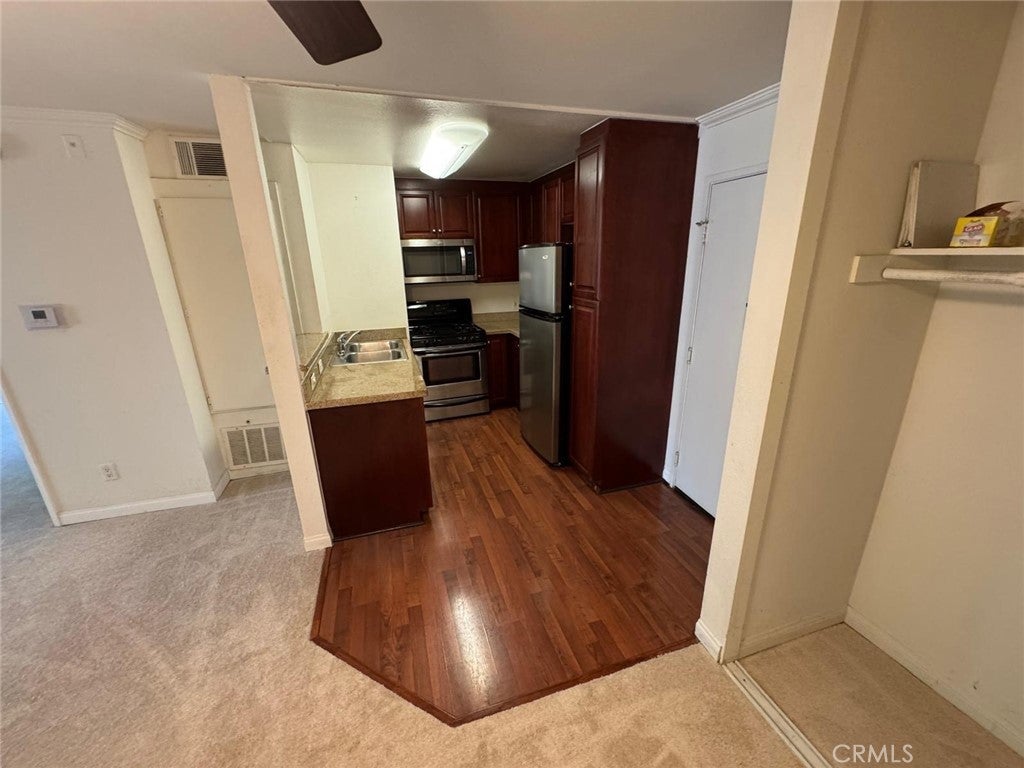 Photo of Listing #SR25103163