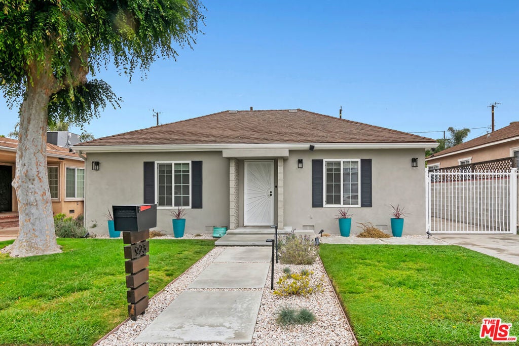 Photo of Listing #25528541