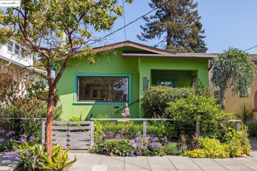 Photo of Listing #41096757