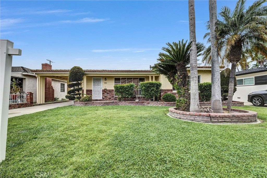 Photo of Listing #PW25102565