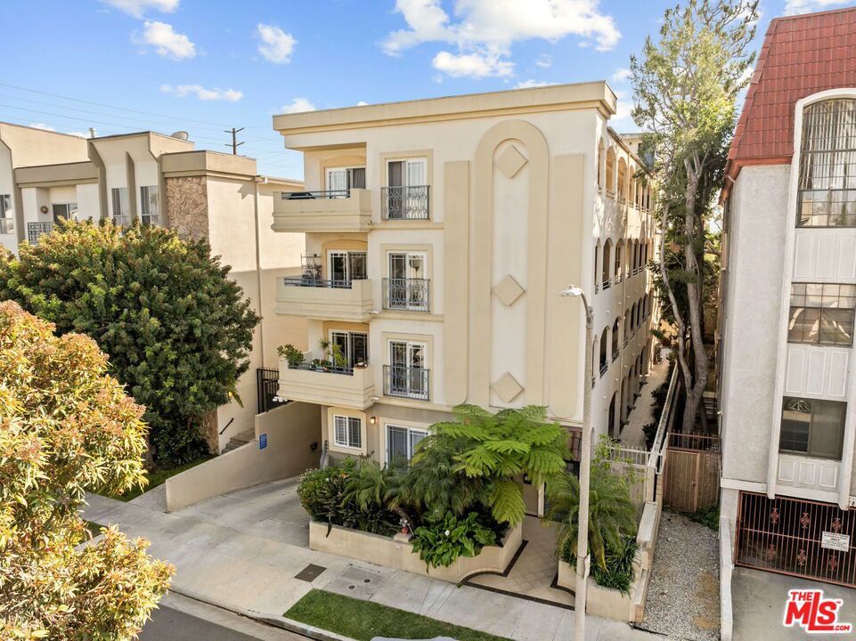 Photo of Listing #25536417