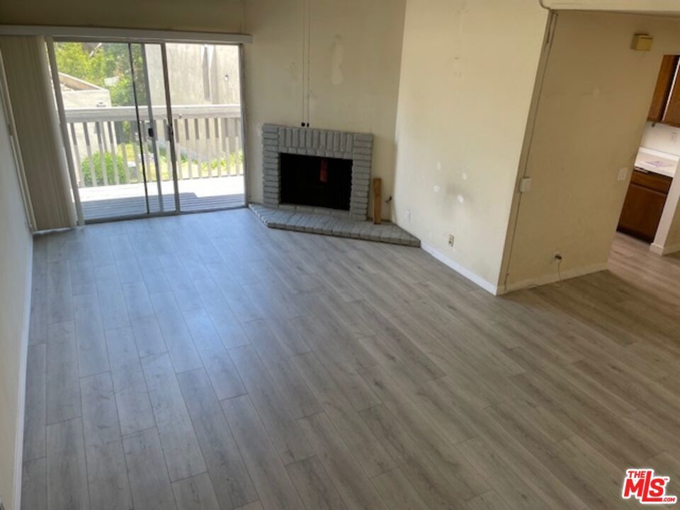 Photo of Listing #25535779