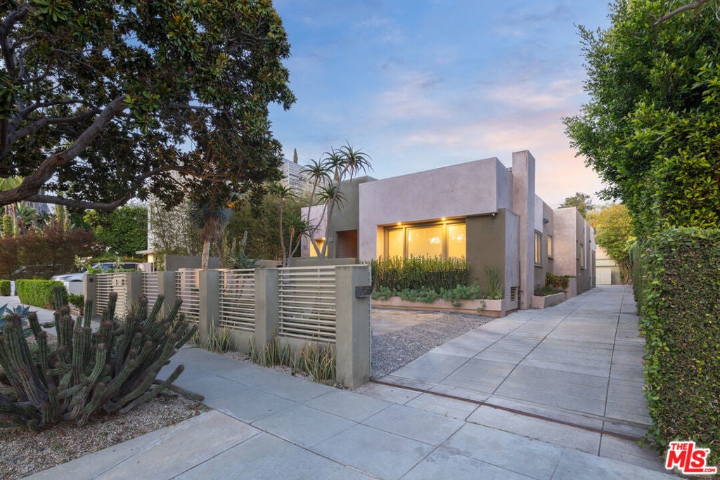 Photo of Listing #25533919