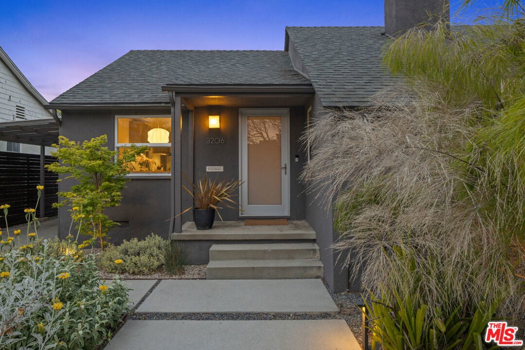 Photo of Listing #25535175