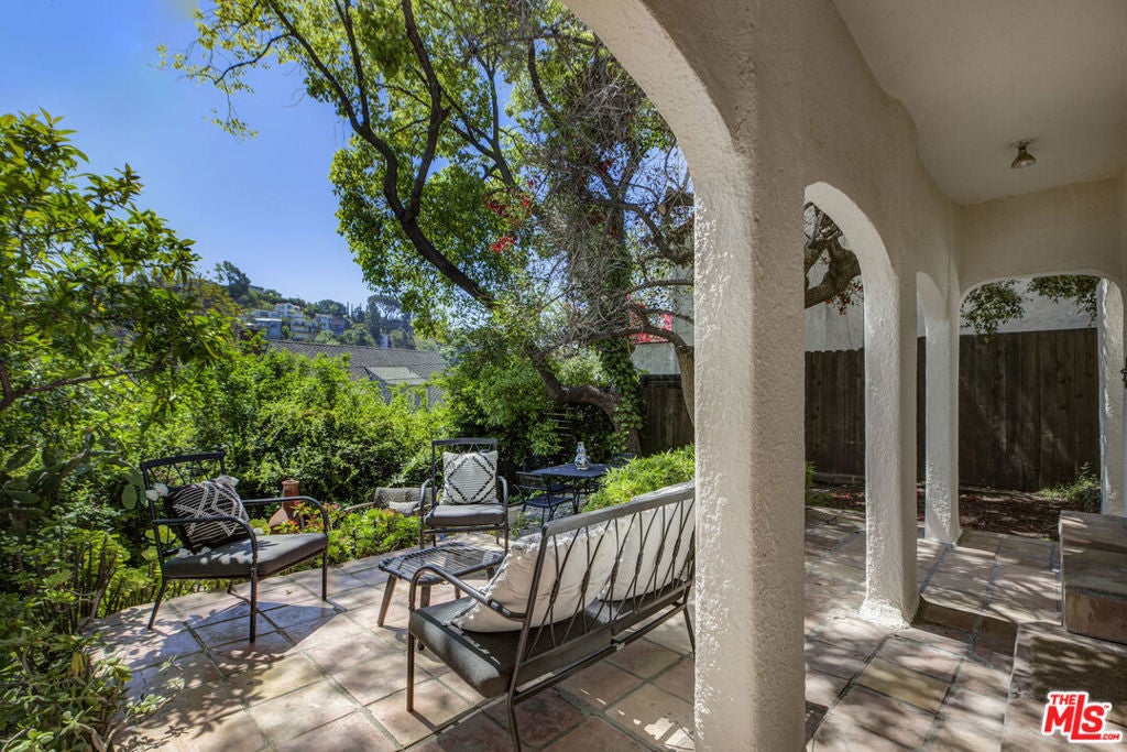 Photo of Listing #25536585