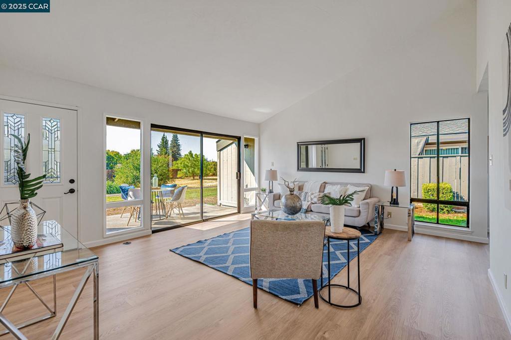 Photo of Listing #41096819