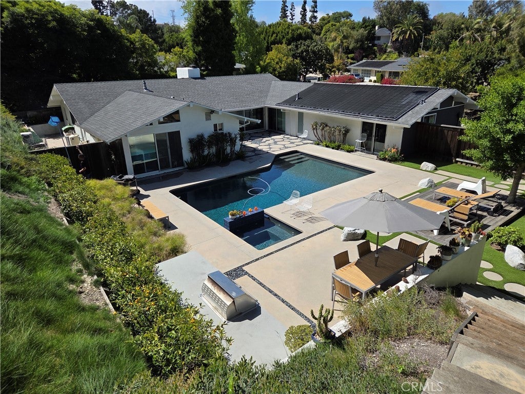 Photo of Listing #SB25099340