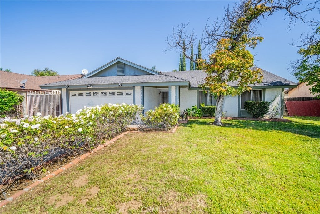 Photo of Listing #IV25101177