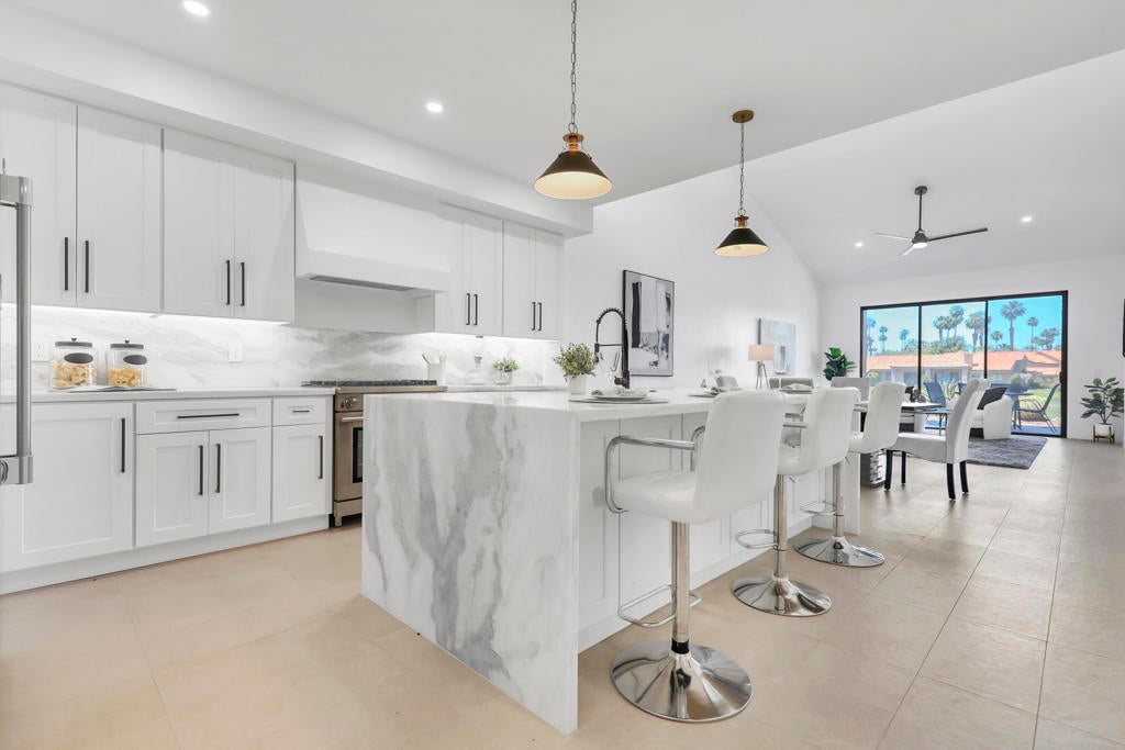 Photo of Listing #219129836DA