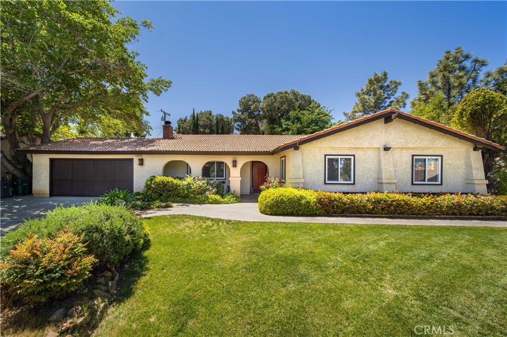 Photo of Listing #SR25090198