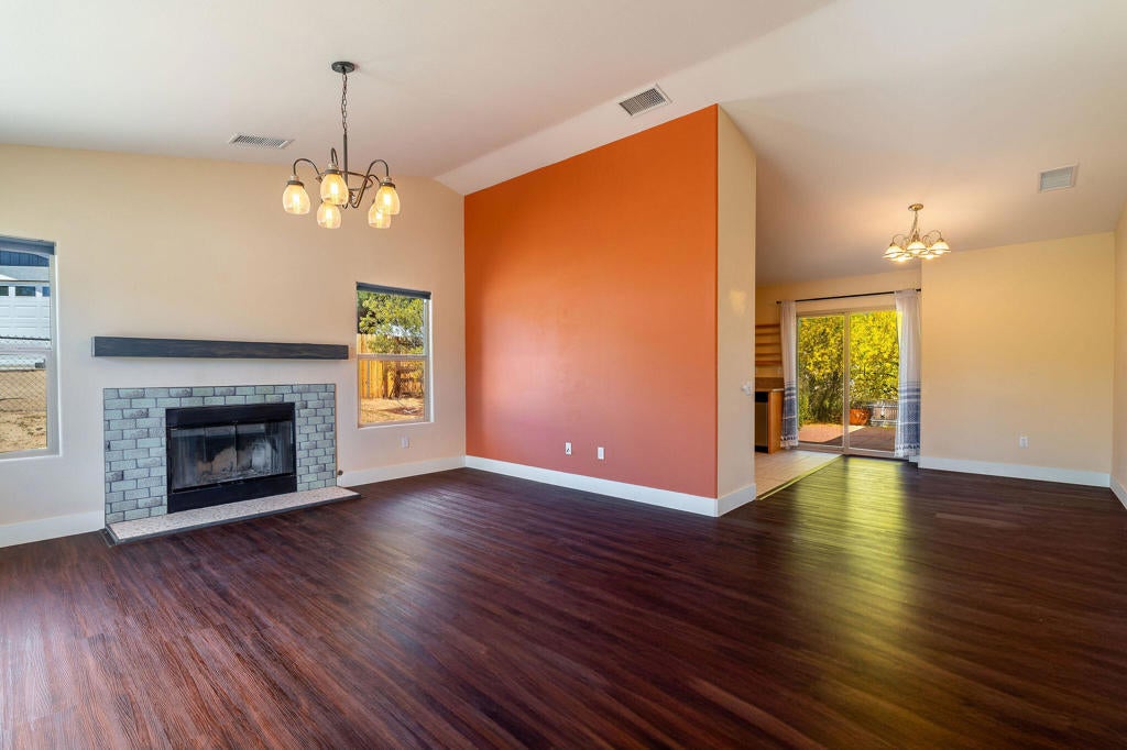 Photo of Listing #219129861DA