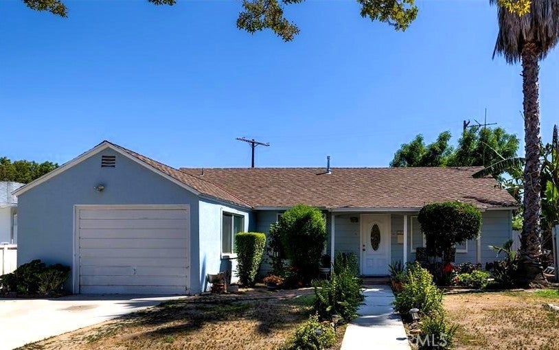 Photo of Listing #SR25102935