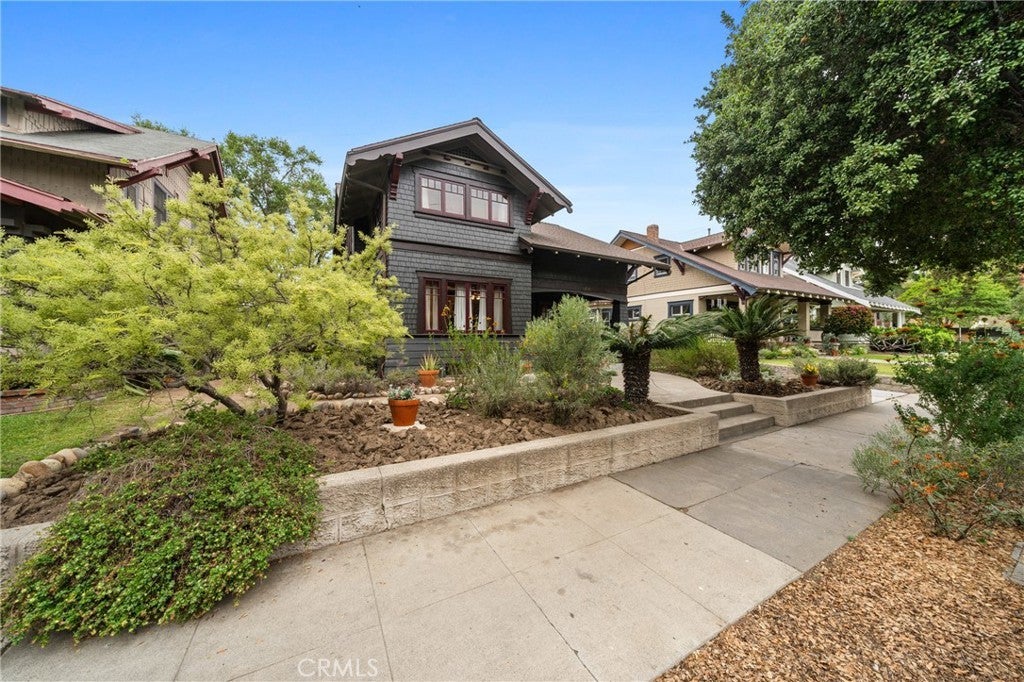 Photo of Listing #PW25103892