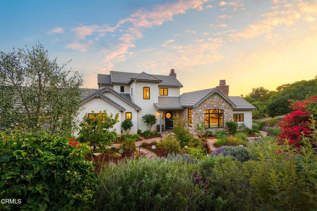 Photo of Listing #V1-29849