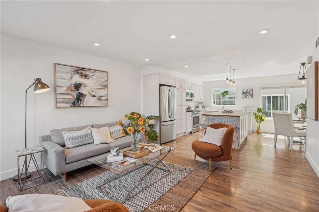 Photo of Listing #BB25098262