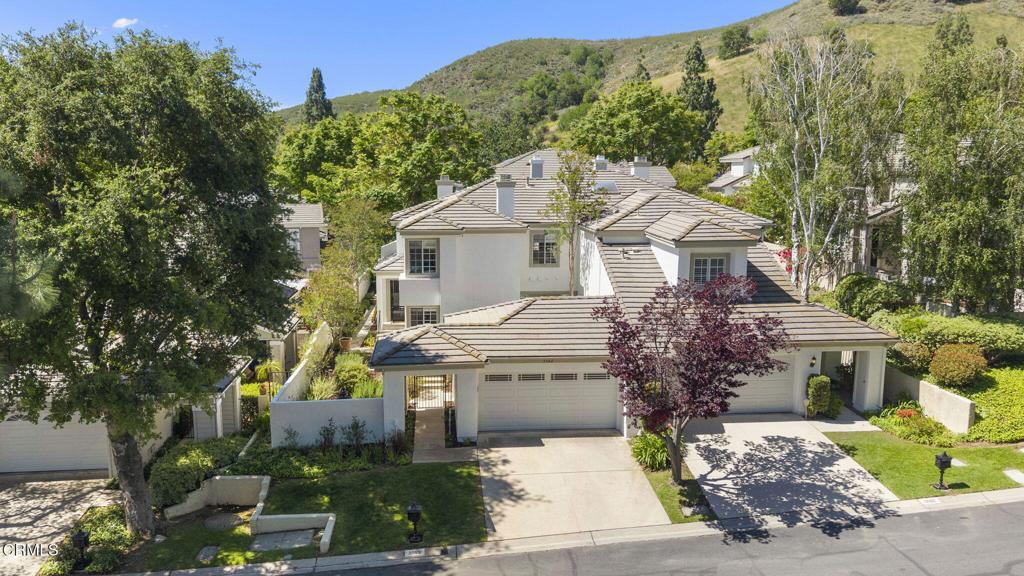 Photo of Listing #V1-29853