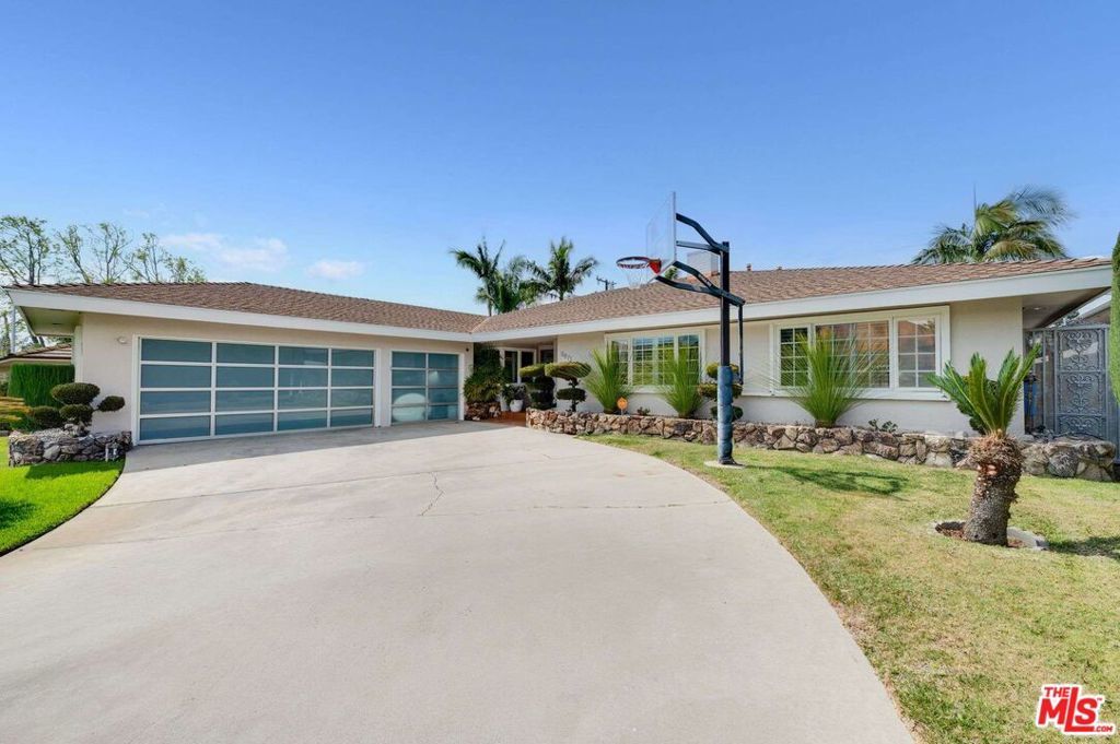 Photo of Listing #25531981