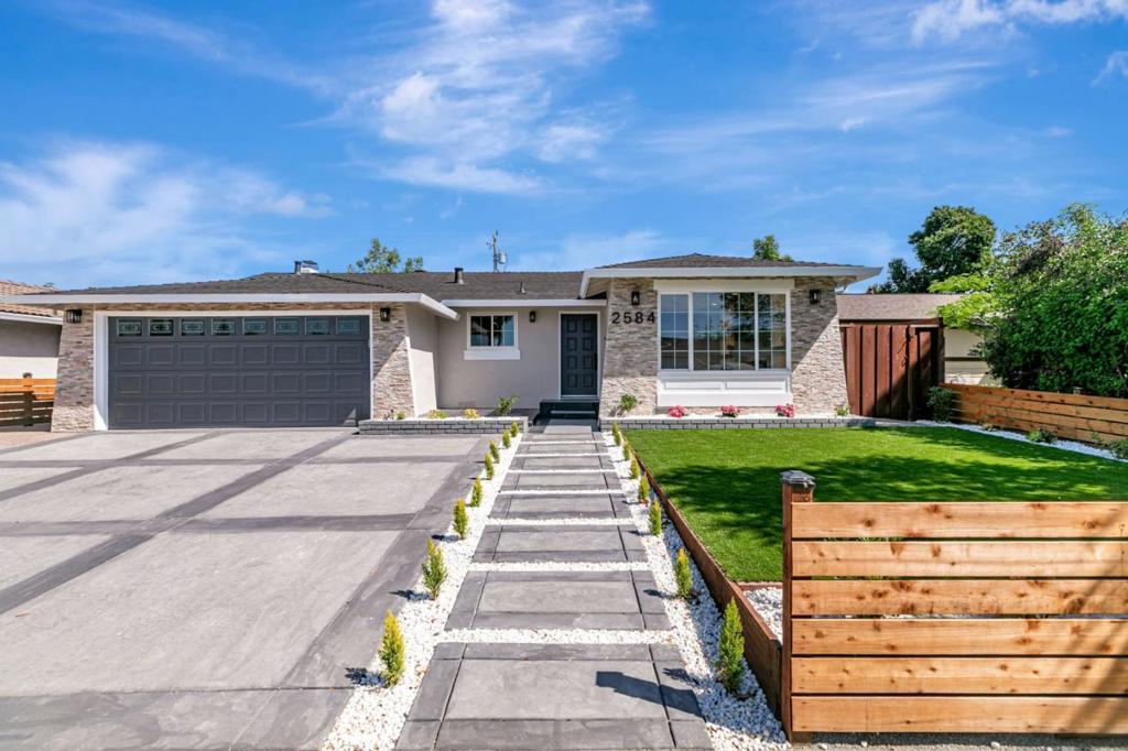 Photo of Listing #ML82006335