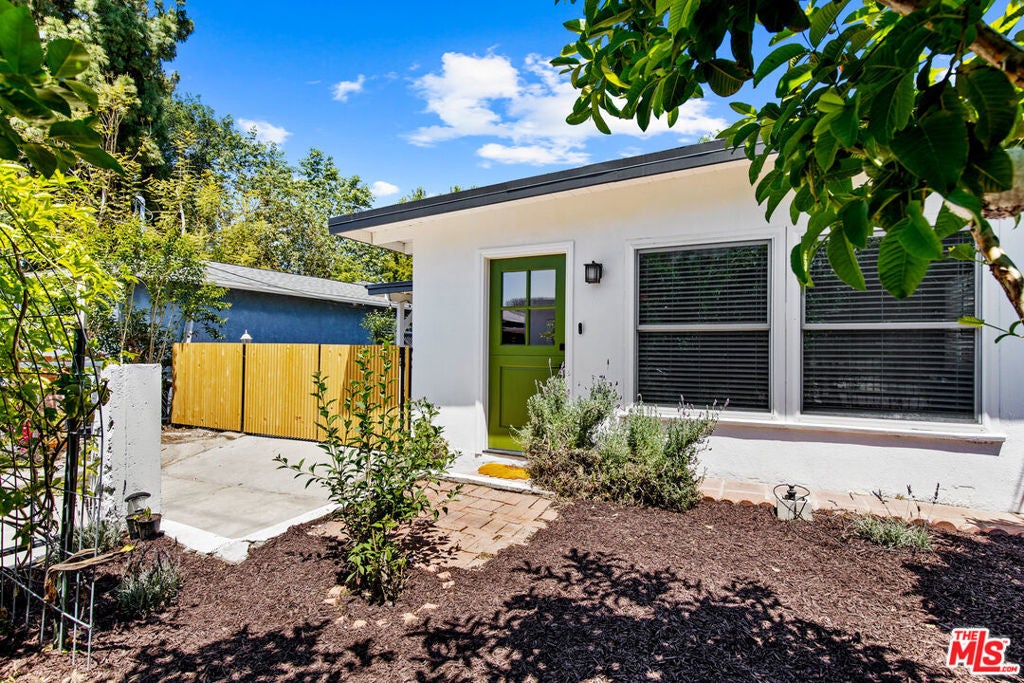 Photo of Listing #25536815