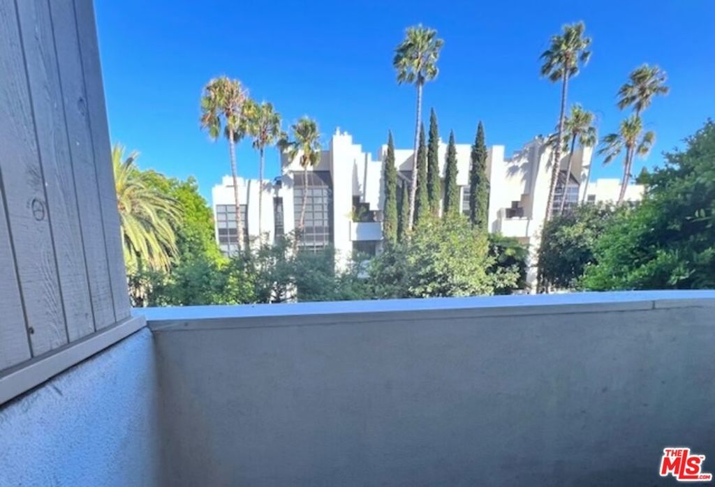 Photo of Listing #25536861