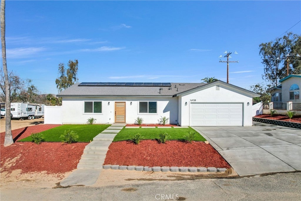 Photo of Listing #NP25104334