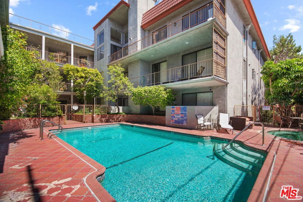 Photo of Listing #25532345