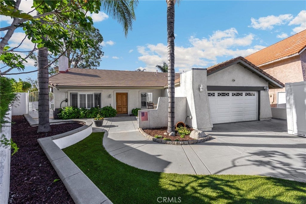 Photo of Listing #CV25092497