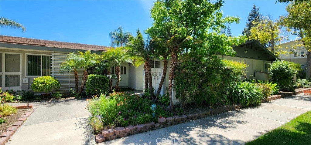 Photo of Listing #OC25104472