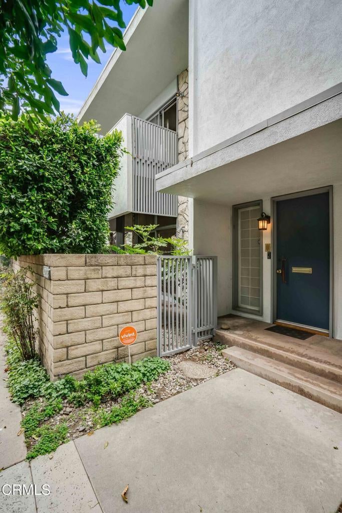 Photo of Listing #V1-29864