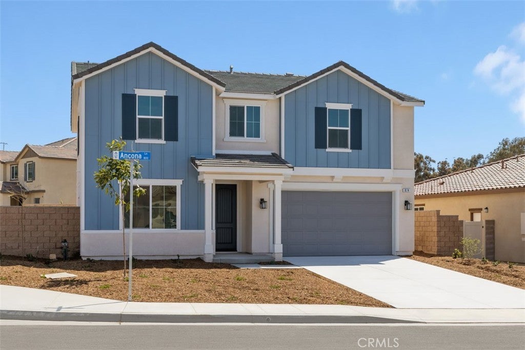 Photo of Listing #IV25104512