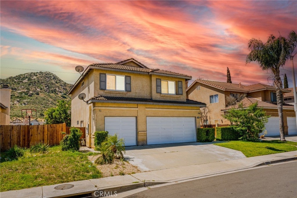 Photo of Listing #DW25104683