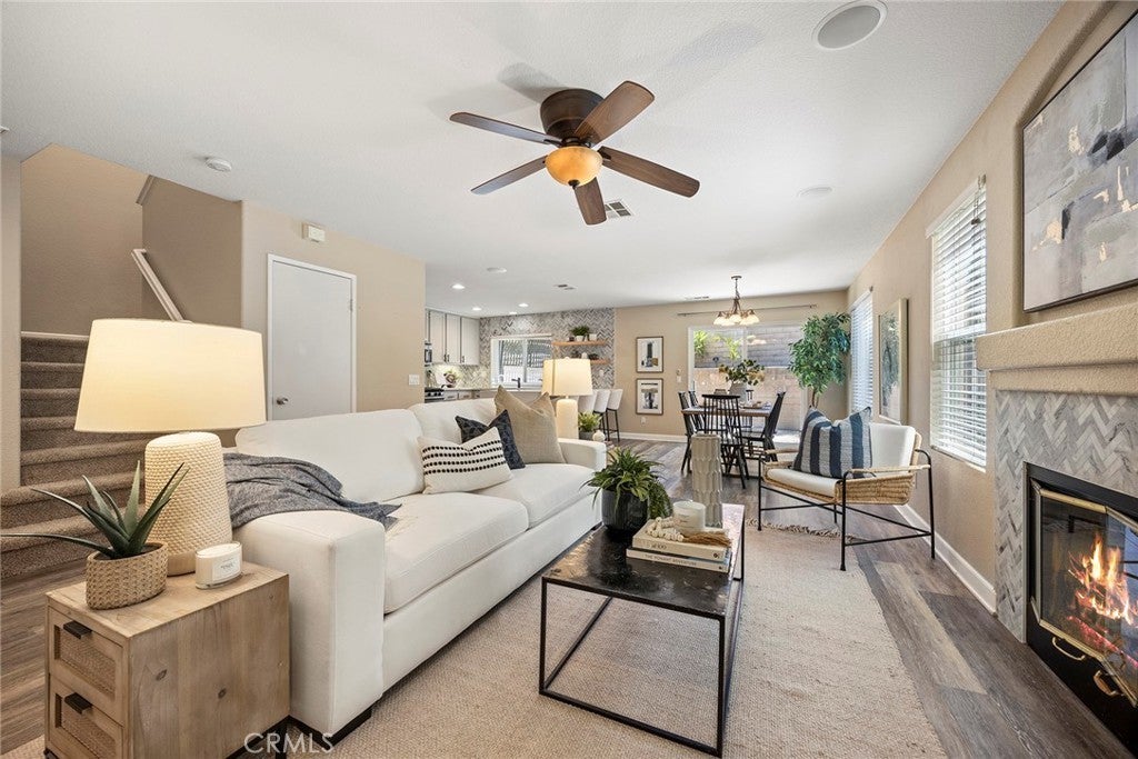 Photo of Listing #PW25093268