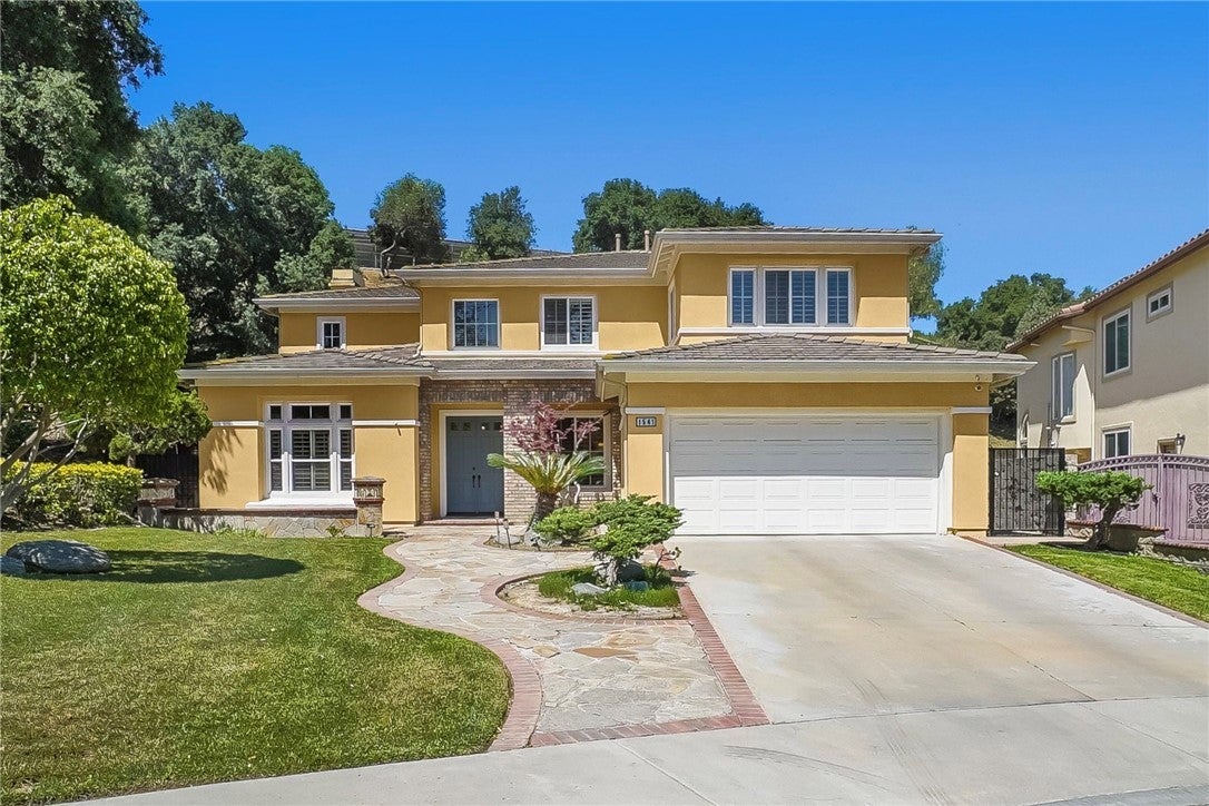 Photo of Listing #OC25101916