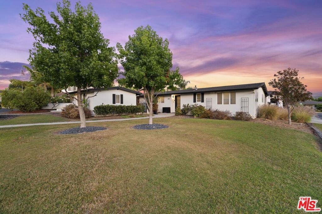 Photo of Listing #25532391