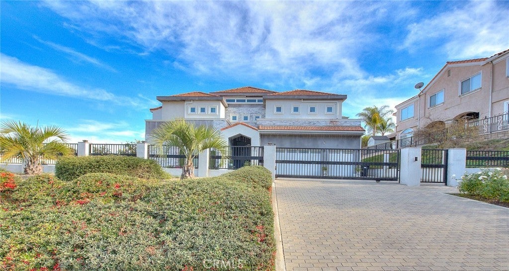 Photo of Listing #TR25101181