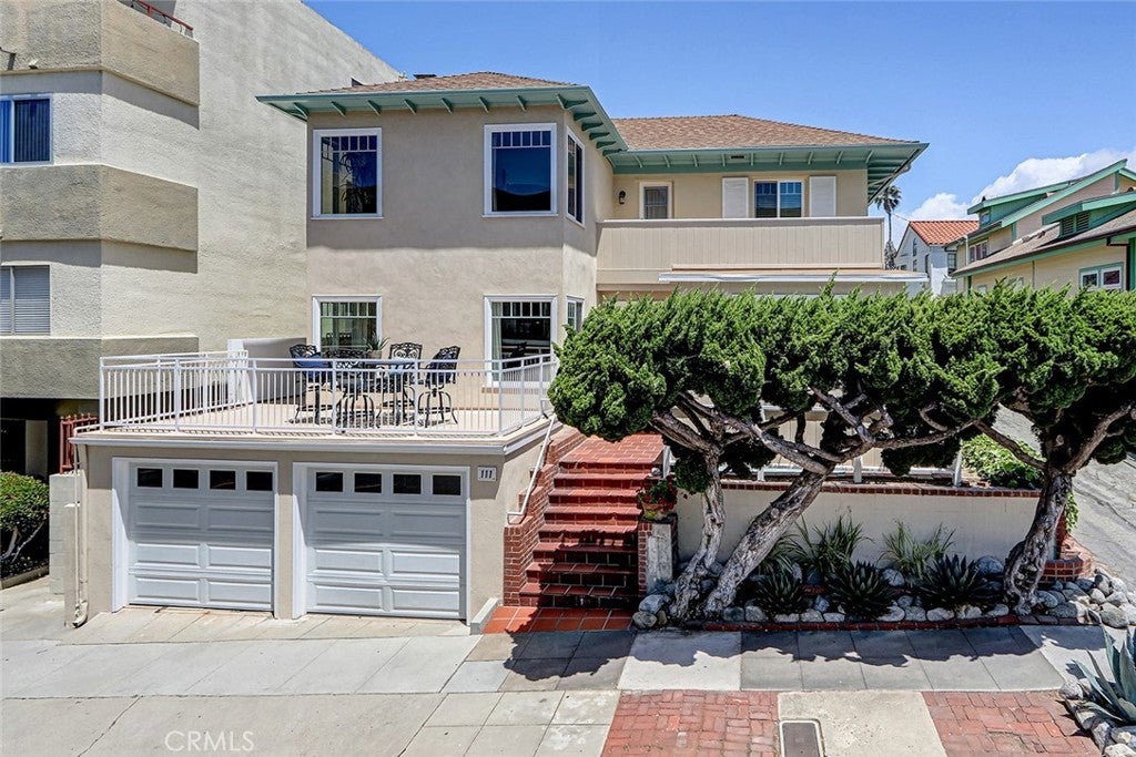 Photo of Listing #SB25101711