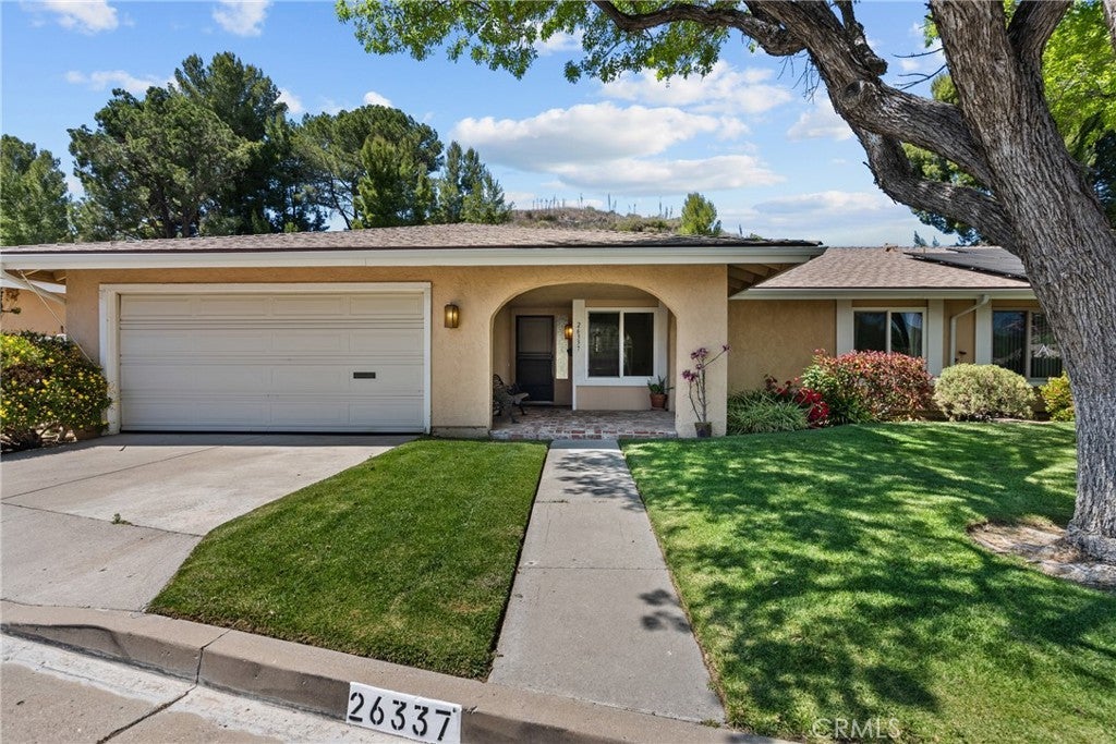 Photo of Listing #SR25104939